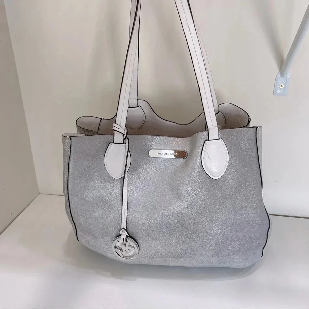 Michael Kors Tote White with Silver Metallic Reversible designer fashion chic - Picture 13 of 16